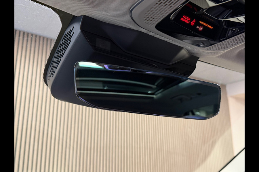 Lynk & Co 01 1.5 AUT. PLUG-IN HYBRIDE PANORAMADAK AIRCO CAMERA CRUISE PDC STOELVERWARMING APPLE CARPLAY