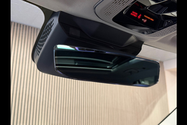 Lynk & Co 01 1.5 AUT. PLUG-IN HYBRIDE PANORAMADAK AIRCO CAMERA CRUISE PDC STOELVERWARMING APPLE CARPLAY