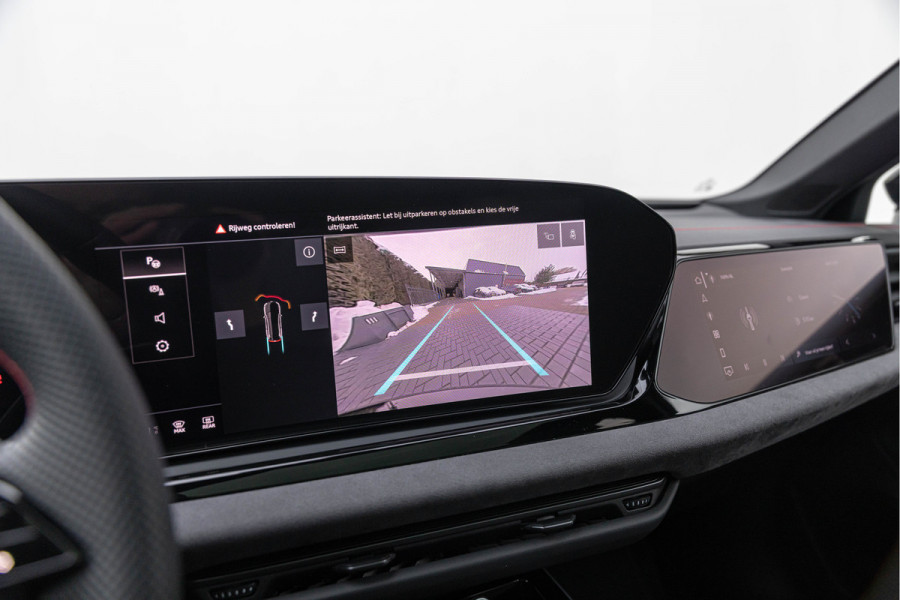 Audi A6 Avant 3.0 TFSI 367pk Quattro S-line Pano Luchtv. 4-wielsturing B&O 21''