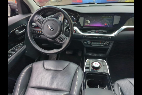 Kia e-Niro ExecutiveLine 64 kWh NL-AUTO | LEDER | PANODAK | 3 FASE