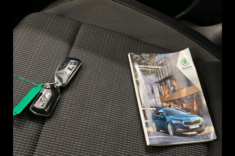 Škoda Octavia Combi 1.0 TSI Business Edition NL-AUTO | SFEER VERLICHTING |