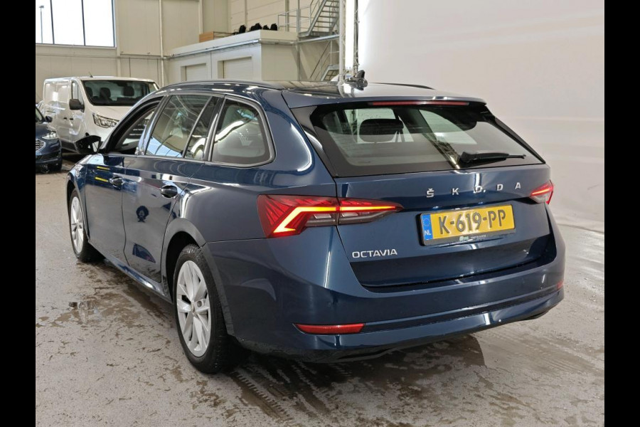 Škoda Octavia Combi 1.0 TSI Business Edition NL-AUTO | SFEER VERLICHTING |