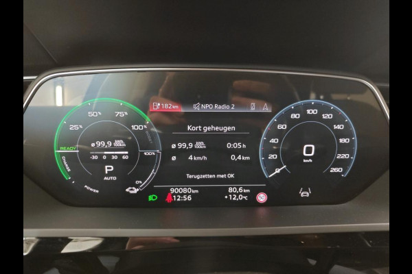 Audi e-tron 55 quattro Business edition Plus 95 kWh NL-AUTO | PANODAK | SOH 93% | TREKHAAK