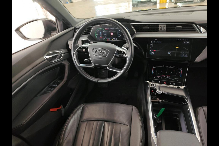 Audi e-tron 55 quattro Business edition Plus 95 kWh NL-AUTO | PANODAK | SOH 90% | LEDER