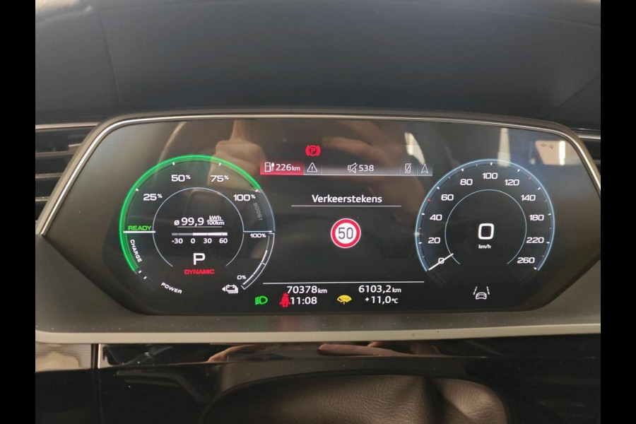 Audi e-tron 55 quattro Business edition Plus 95 kWh NL-AUTO | PANODAK | SOH 90% | LEDER