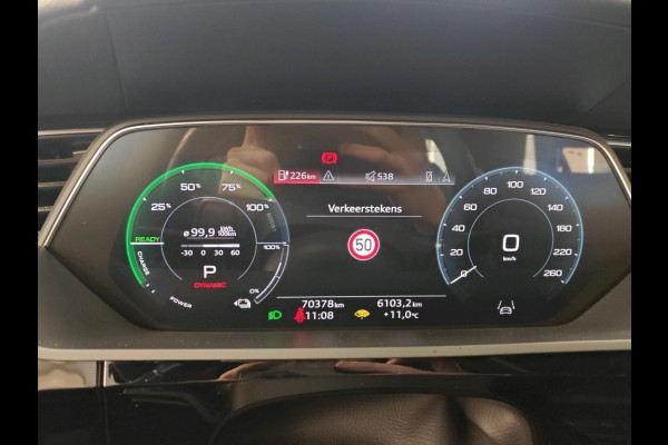 Audi e-tron 55 quattro Business edition Plus 95 kWh NL-AUTO | PANODAK | SOH 90% | LEDER