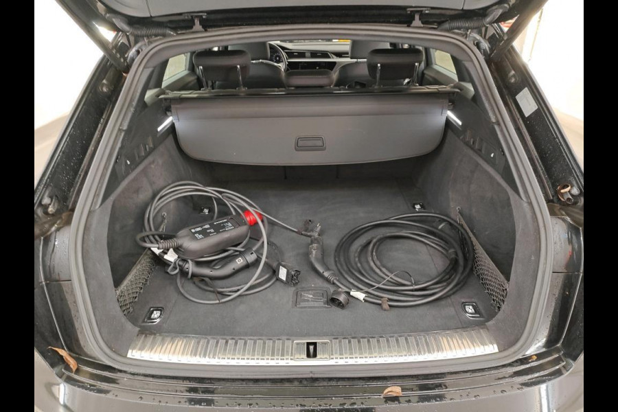 Audi e-tron 55 quattro Business edition Plus 95 kWh NL-AUTO | PANODAK | SOH 90% | LEDER