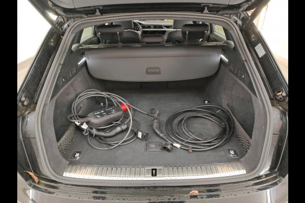 Audi e-tron 55 quattro Business edition Plus 95 kWh NL-AUTO | PANODAK | SOH 90% | LEDER