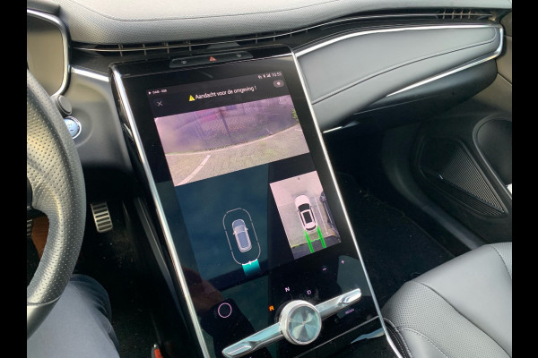 MG Marvel R Comfort 70 kWh / Panoramadak / Camera / Leder / Keyless / 19'' / Navigatie / DAB / Dodehoek / Warmtepomp / Virtual Cockpit