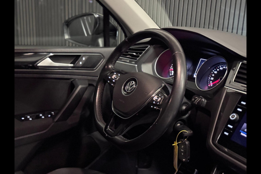 Volkswagen Tiguan 1.4 TSI ACT R-LINE | DSG | TREKHAAK