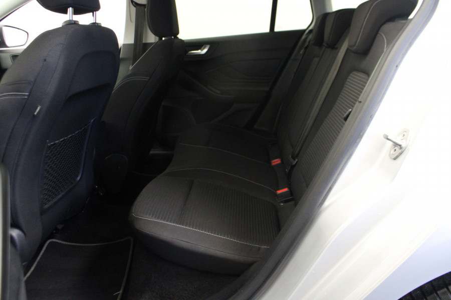 Ford Focus 1.0 EcoBoost Hybrid Titanium |Camera|groot Navi|