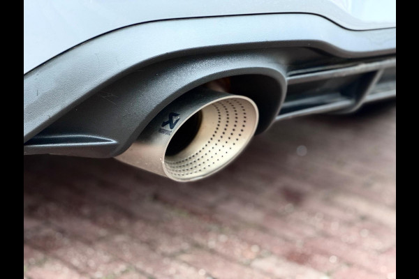 Volkswagen Golf 2.0 TSI GTI Clubsport Akra/Drift/Pano/Memory/H&K