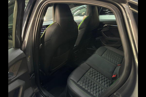Audi RS3 Limousine 2.5 TFSI quattro Pano|Ceramic|HuD|Memory