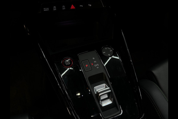 Audi RS3 Limousine 2.5 TFSI quattro Pano|Ceramic|HuD|Memory