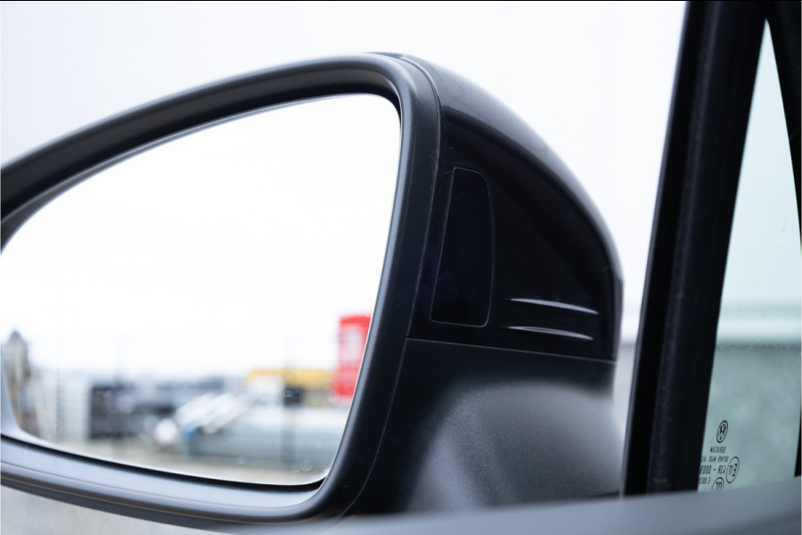 Volkswagen Tiguan 1.4 TSI eHybrid R-Line Business+