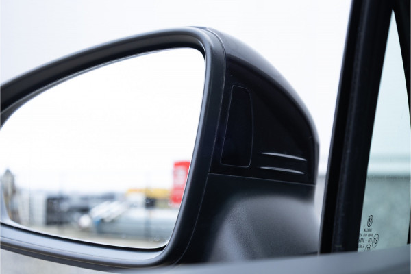 Volkswagen Tiguan 1.4 TSI eHybrid R-Line Business+