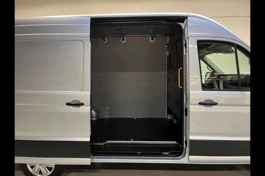 Volkswagen Crafter Automaat DSG 35 2.0 TDI 177pk euro6 L3H3 Highline, 2xMassage stoel, Airco, Navigatie, Trekhaak, RIJKLAARPRIJS!