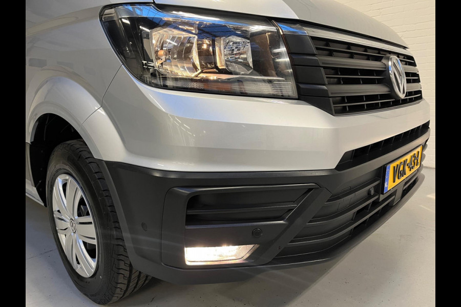 Volkswagen Crafter Automaat DSG 35 2.0 TDI 177pk euro6 L3H3 Highline, 2xMassage stoel, Airco, Navigatie, Trekhaak, RIJKLAARPRIJS!