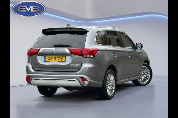 Mitsubishi Outlander 2.4 PHEV Pure+, vele opties, achteruitrijcamera, leder, 18 inch, trekhaak, NL auto met nap