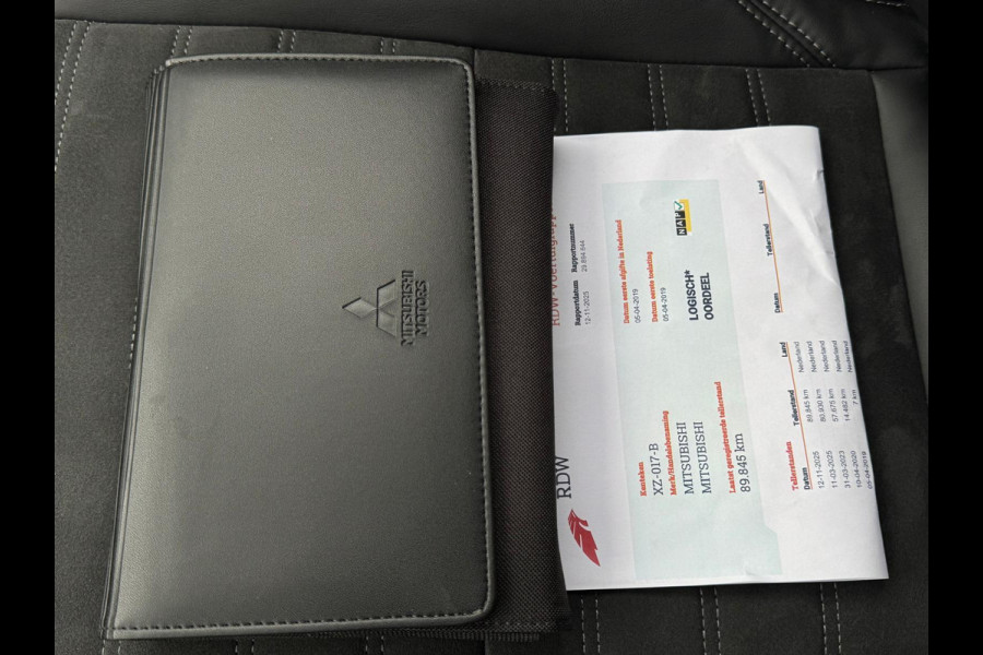 Mitsubishi Outlander 2.4 PHEV Pure+, vele opties, achteruitrijcamera, leder, 18 inch, trekhaak, NL auto met nap