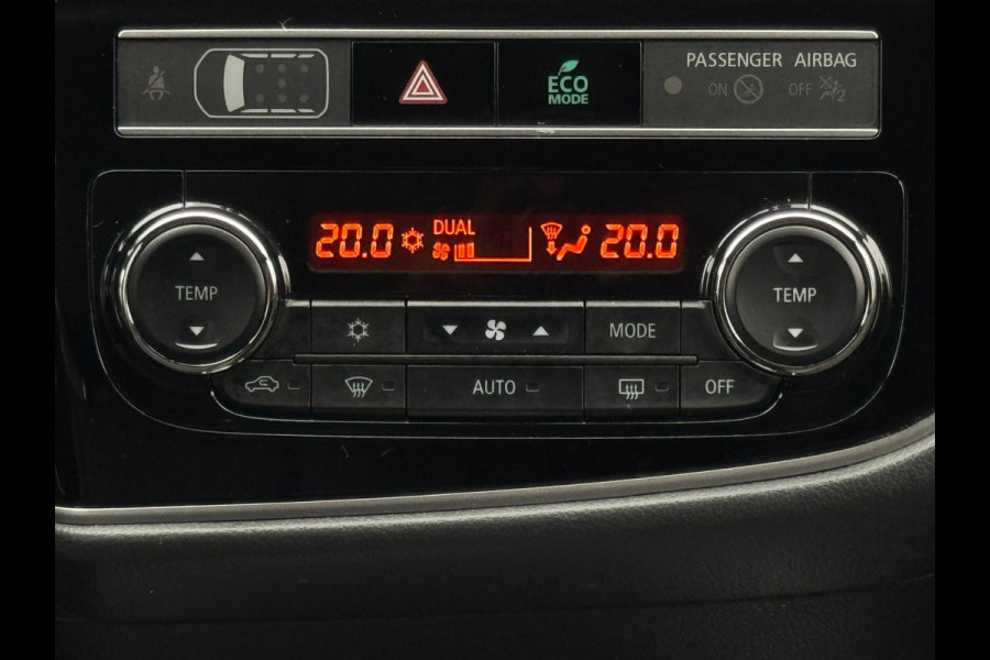 Mitsubishi Outlander 2.4 PHEV Pure+, vele opties, achteruitrijcamera, leder, 18 inch, trekhaak, NL auto met nap