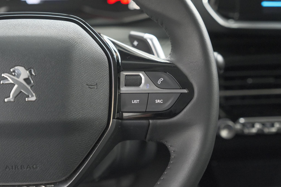 Peugeot 208 PureTech 100 EAT8 Active Pack | Parkeersensoren | Apple Carplay | Airco