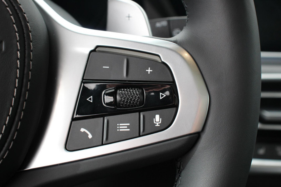 BMW X5 xDrive45e High Executive | M-Sport | Panorama Dak | Head-Up Display | Harman Kardon | 21 Inch Lichtmetalen Velgen | 360* Camera | Navigatie  | Climate Control | Stoelverwarming