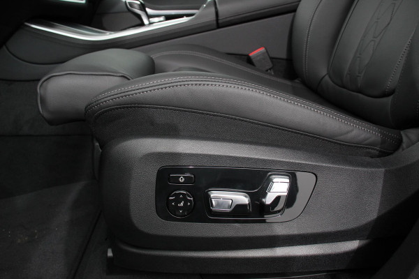 BMW X5 xDrive45e High Executive | M-Sport | Panorama Dak | Head-Up Display | Harman Kardon | 21 Inch Lichtmetalen Velgen | 360* Camera | Navigatie  | Climate Control | Stoelverwarming