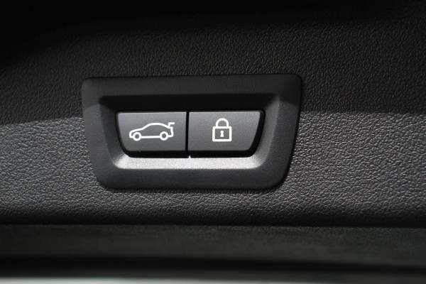 BMW X5 xDrive45e High Executive | M-Sport | Panorama Dak | Head-Up Display | Harman Kardon | 21 Inch Lichtmetalen Velgen | 360* Camera | Navigatie  | Climate Control | Stoelverwarming