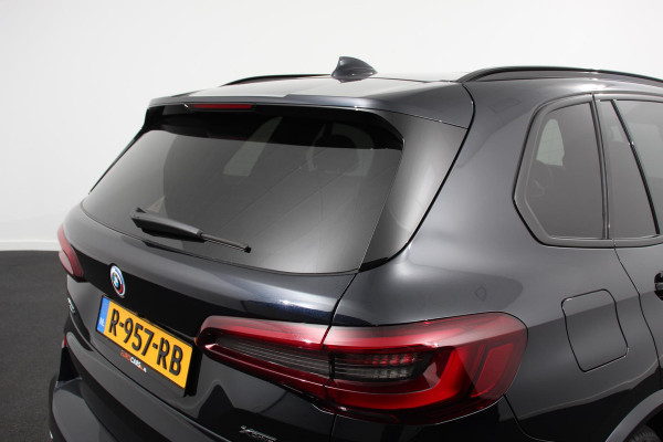 BMW X5 xDrive45e High Executive | M-Sport | Panorama Dak | Head-Up Display | Harman Kardon | 21 Inch Lichtmetalen Velgen | 360* Camera | Navigatie  | Climate Control | Stoelverwarming