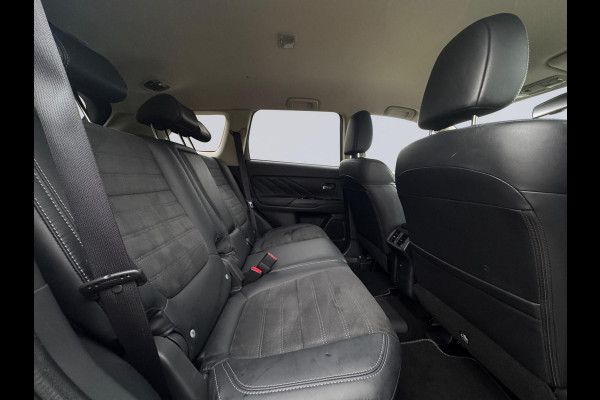 Mitsubishi Outlander 2.4 PHEV Pure+, vele opties, achteruitrijcamera, leder, 18 inch, trekhaak, NL auto met nap