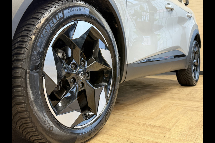 Renault Captur 1.3 TCe 160 EDC techno | Groot Navi | 18" | ACC | Stoel & Stuurverwarming | Camera | Nieuwstaat