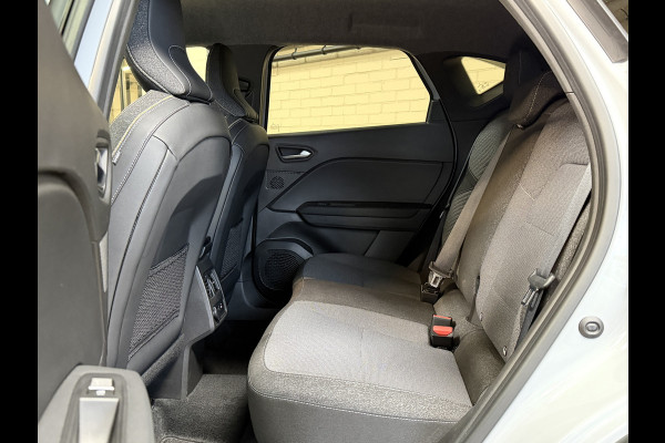 Renault Captur 1.3 TCe 160 EDC techno | Groot Navi | 18" | ACC | Stoel & Stuurverwarming | Camera | Nieuwstaat