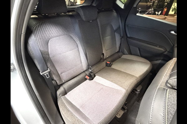 Renault Captur 1.3 TCe 160 EDC techno | Groot Navi | 18" | ACC | Stoel & Stuurverwarming | Camera | Nieuwstaat