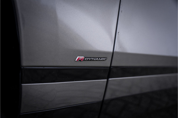 Land Rover Range Rover Velar 2.0 I4 Turbo AWD R-Dynamic HSE ** Panodak ** 22inch