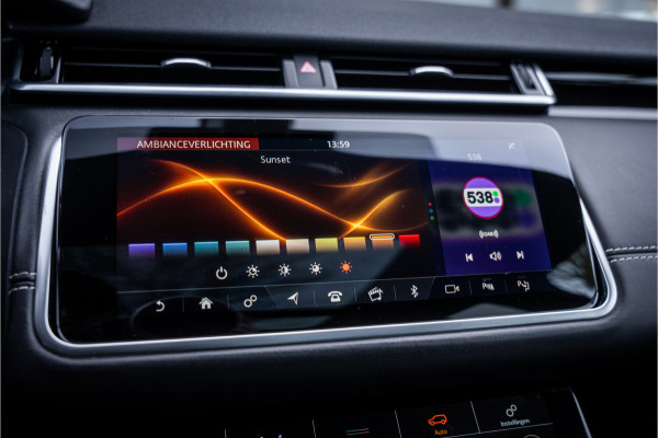 Land Rover Range Rover Velar 2.0 I4 Turbo AWD R-Dynamic HSE ** Panodak ** 22inch