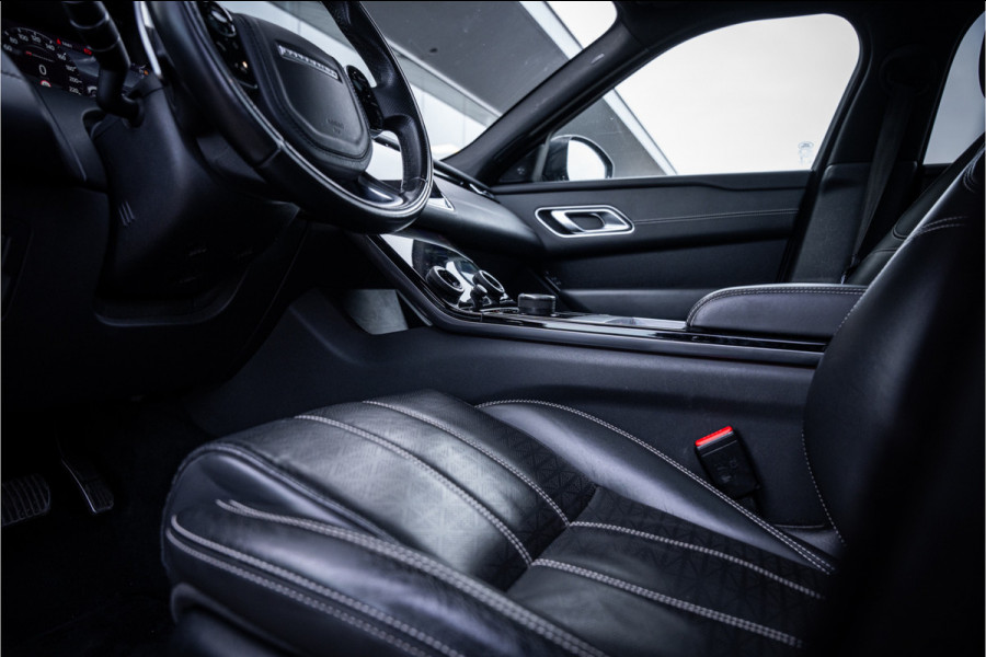 Land Rover Range Rover Velar 2.0 I4 Turbo AWD R-Dynamic HSE ** Panodak ** 22inch