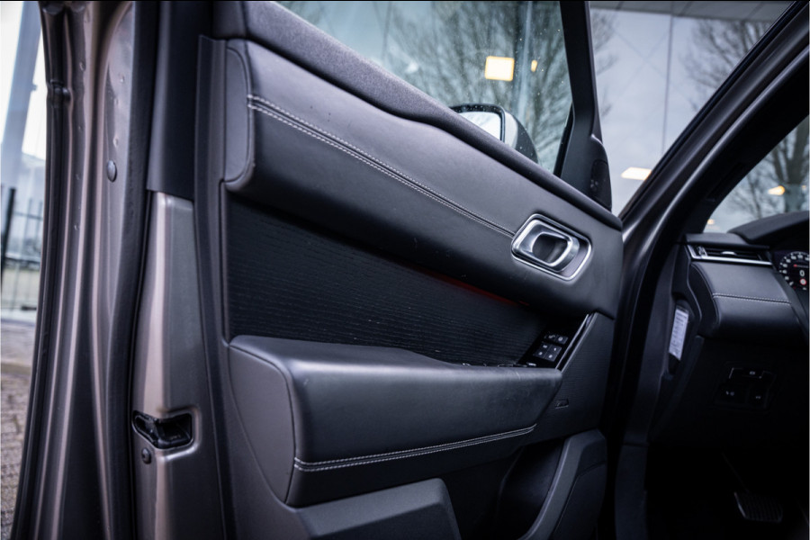 Land Rover Range Rover Velar 2.0 I4 Turbo AWD R-Dynamic HSE ** Panodak ** 22inch