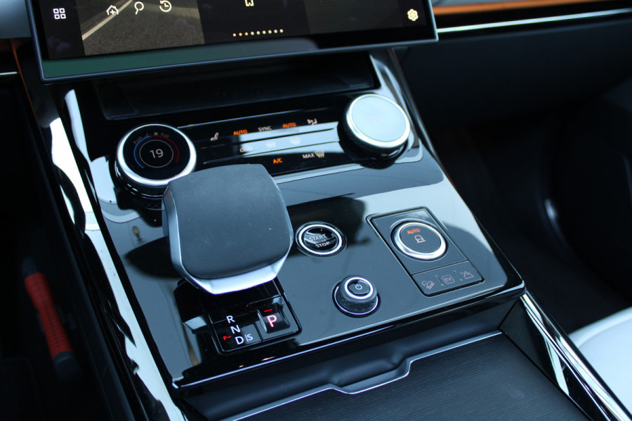 Land Rover Range Rover Sport 3.0 P440e Dynamic HSE | NAP | SOFT-CLOSE | PANO | MERIDIAN | KOELBOX | ELEK TREKHAAK | 360 | HUD |