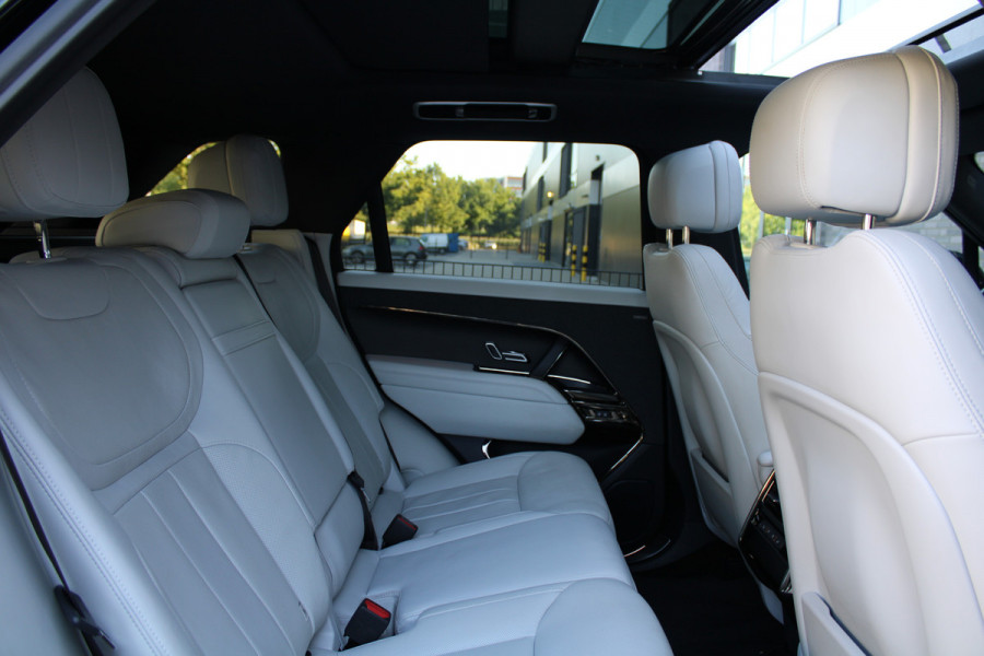 Land Rover Range Rover Sport 3.0 P440e Dynamic HSE | NAP | SOFT-CLOSE | PANO | MERIDIAN | KOELBOX | ELEK TREKHAAK | 360 | HUD |
