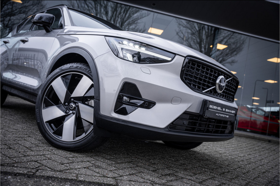 Volvo XC40 T4 Recharge Ultimate Dark ** Panodak ** Harman/Kardon ** Memory
