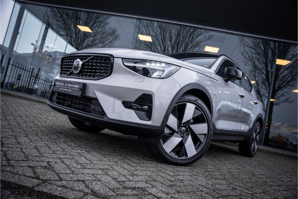 Volvo XC40 T4 Recharge Ultimate Dark ** Panodak ** Harman/Kardon ** Memory