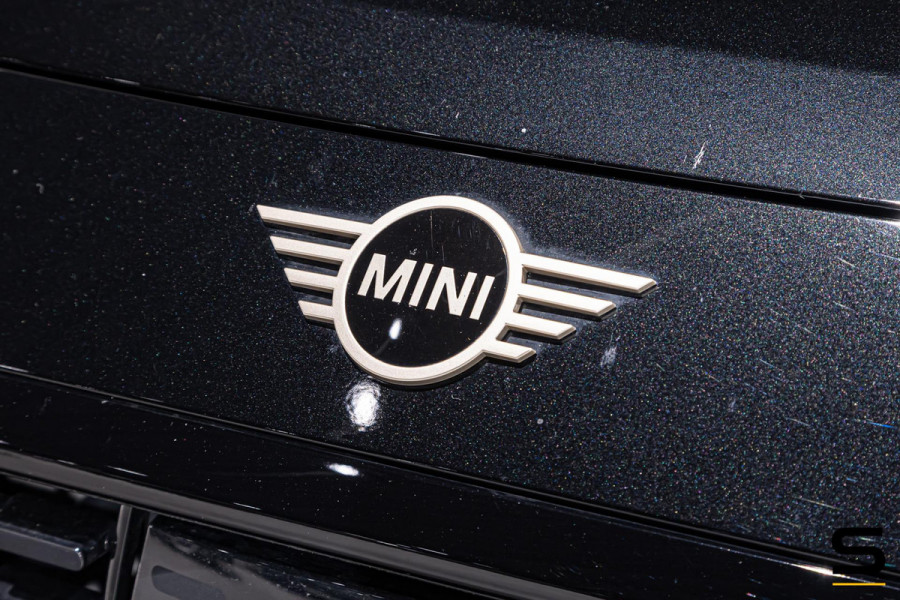 MINI Countryman 1.5 C Favoured M Plus|Pano|HUD|Cam|Leder