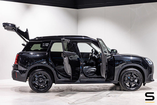 MINI Countryman 1.5 C Favoured M Plus|Pano|HUD|Cam|Leder