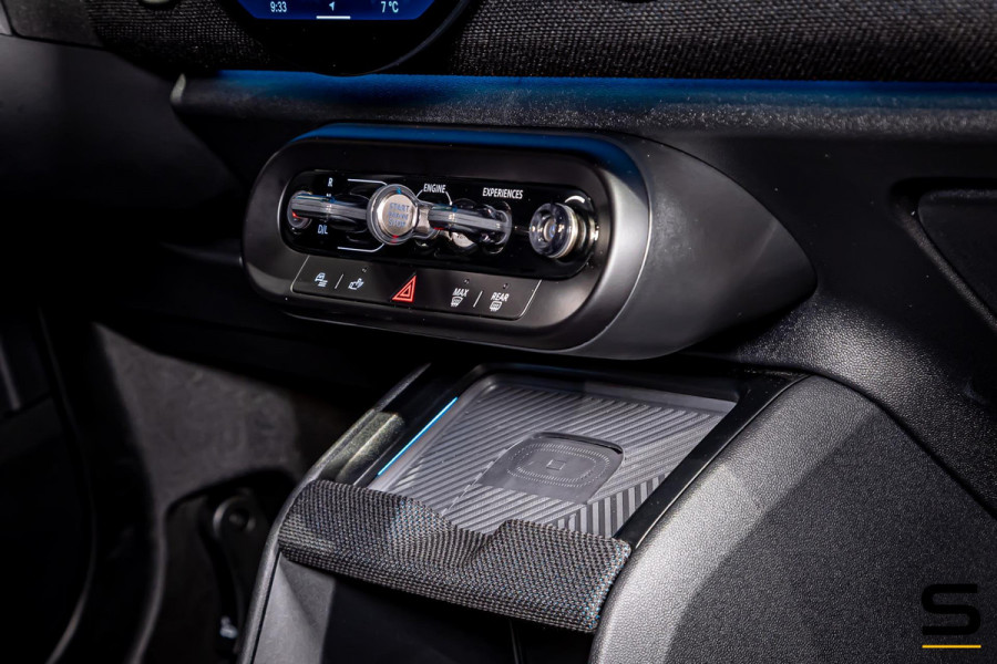 MINI Countryman 1.5 C Favoured M Plus|Pano|HUD|Cam|Leder