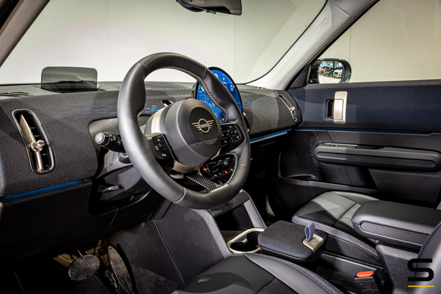 MINI Countryman 1.5 C Favoured M Plus|Pano|HUD|Cam|Leder