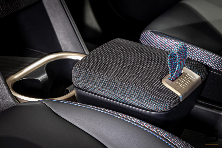 MINI Countryman 1.5 C Favoured M Plus|Pano|HUD|Cam|Leder