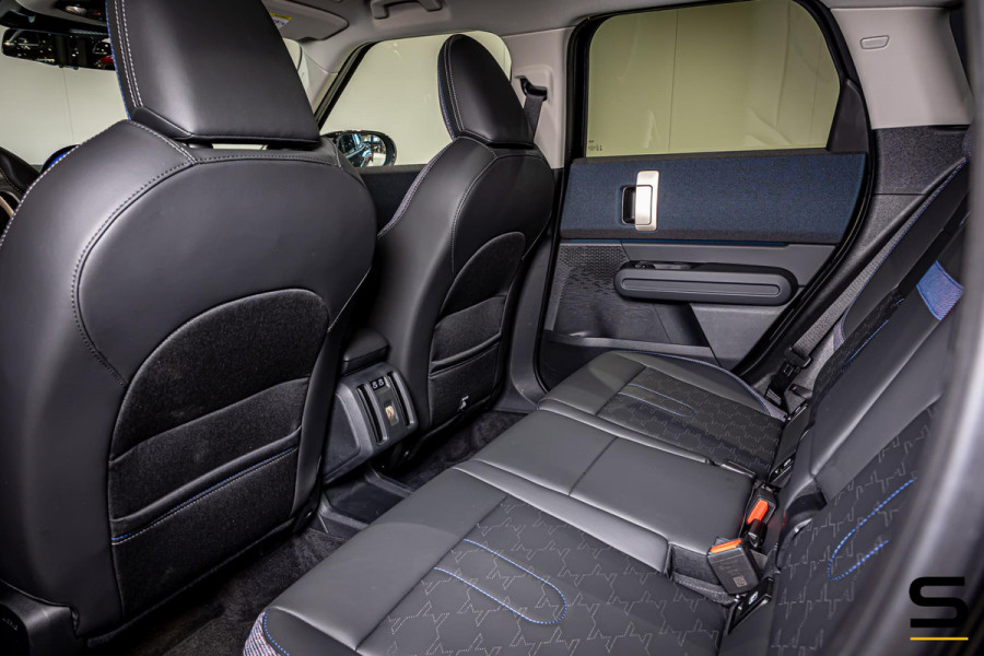 MINI Countryman 1.5 C Favoured M Plus|Pano|HUD|Cam|Leder