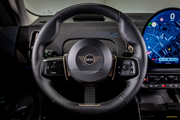 MINI Countryman 1.5 C Favoured M Plus|Pano|HUD|Cam|Leder