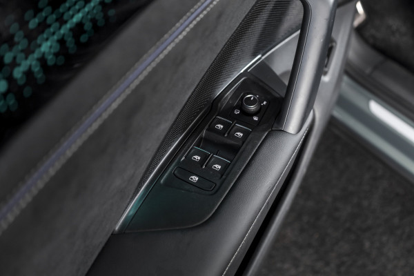 Volkswagen Tayron 1.5 eHybrid 272 PK R-Line Edition | Black Style Pakket | S/K-Panodak | Dig. Cockpit | Adapt. Cruise | Stoel-+Stuurverw. | Camera | App. Connect | ECC | Elek. Klep | LM 20" |